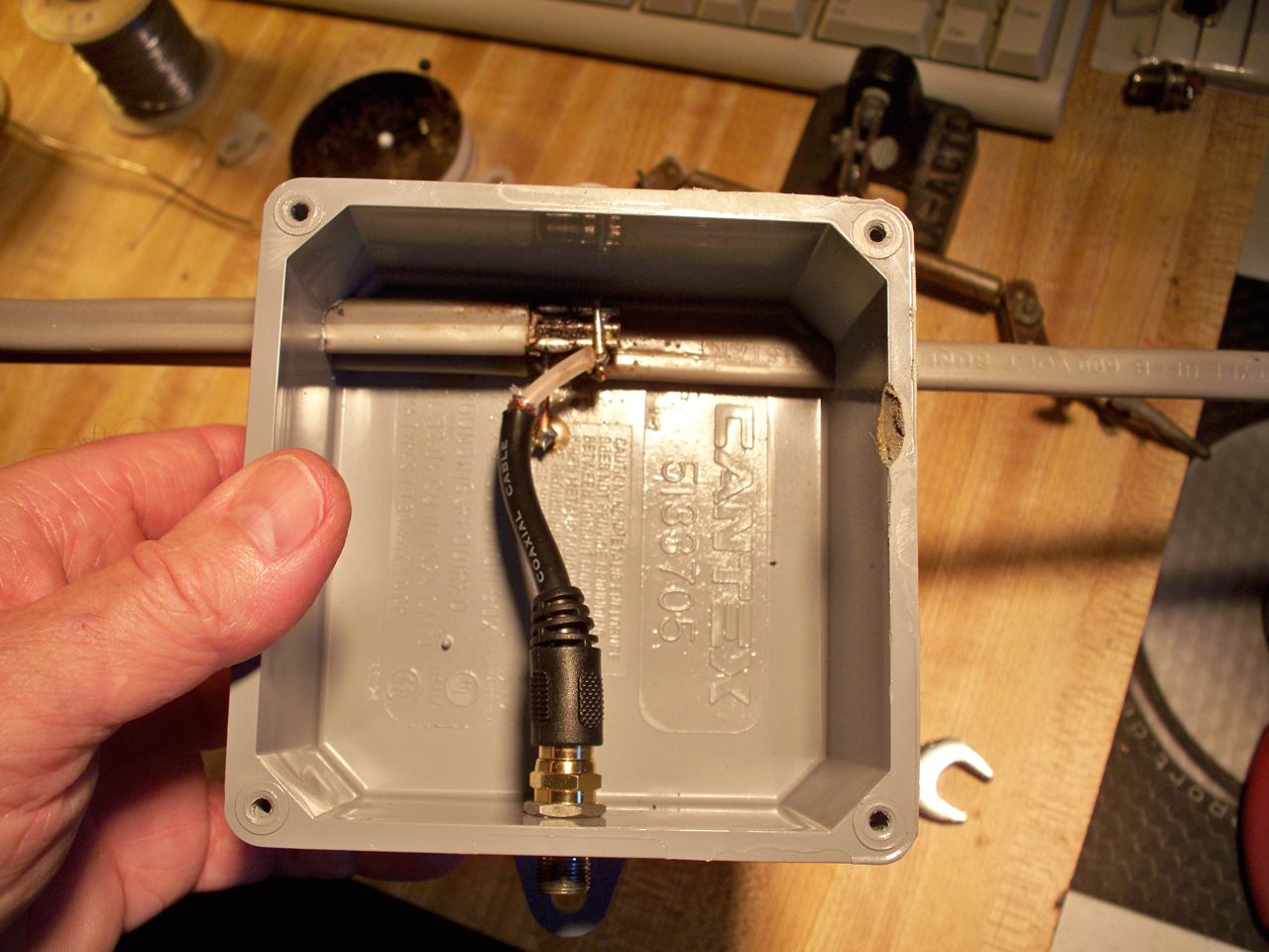 F connector